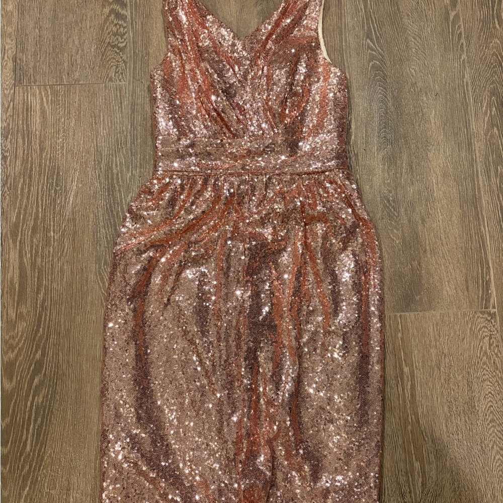 Elegant Sequin Evening Dress in Rose Gold